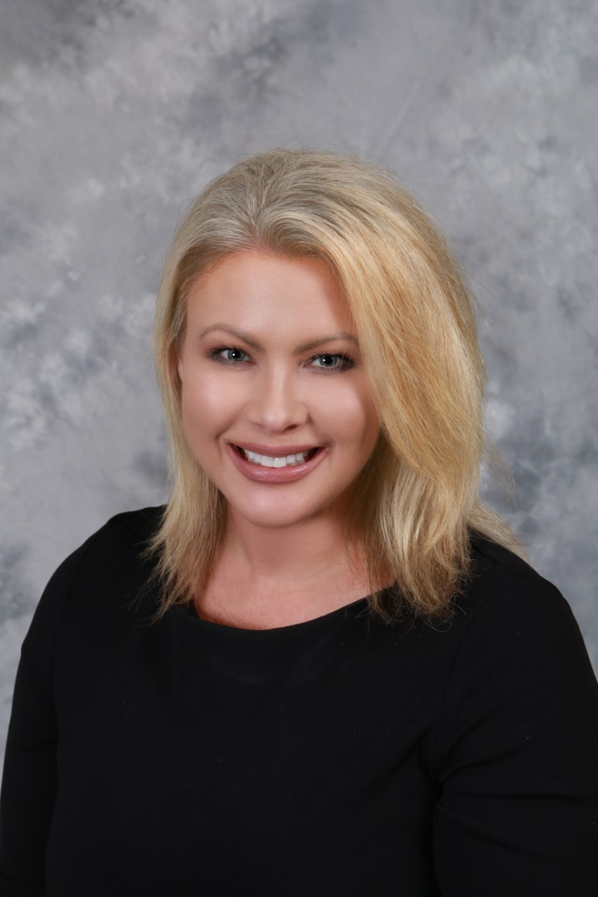 Pepper Kinzer, Loan Officer